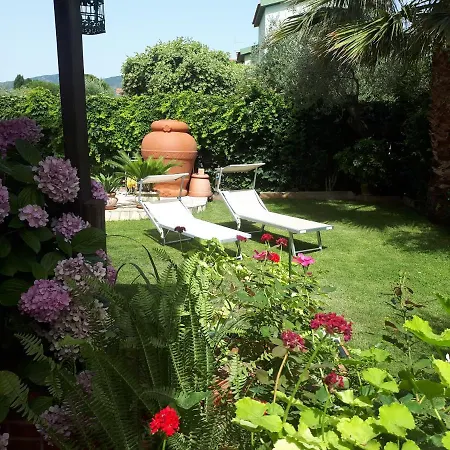 Degli Ulivi Semesterbostad